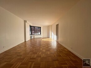 145 4th Ave in New York, NY - Building Photo - Building Photo