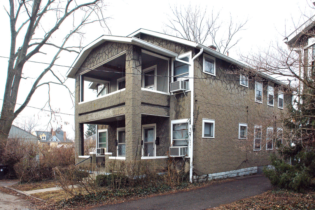 158 Linden Ln in Louisville, KY - Building Photo