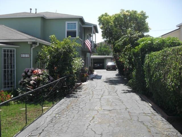 629 N Hobart Blvd in Los Angeles, CA - Foto de edificio