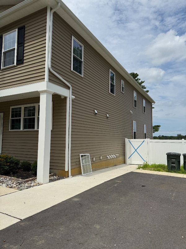 417 Hamilton Rd in Glassboro, NJ - Foto de edificio - Building Photo