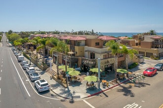 The Lofts at Moonlight Beach in Encinitas, CA - Building Photo - Building Photo