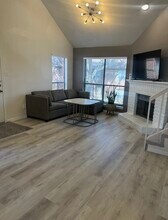 3130 Walnut Bend Ln in Houston, TX - Building Photo - Building Photo