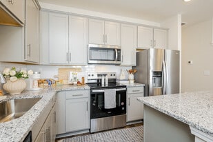 184 Eagles Cliff Dr in Surfside Beach, SC - Building Photo