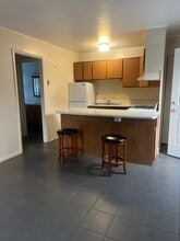 912 W Greenwood Ave in Waukegan, IL - Building Photo - Building Photo