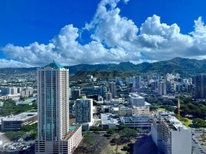 888 Kapiolani Blvd in Honolulu, HI - Foto de edificio - Building Photo