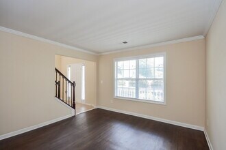 919 Garden Meadows Ct in Loganville, GA - Building Photo - Building Photo