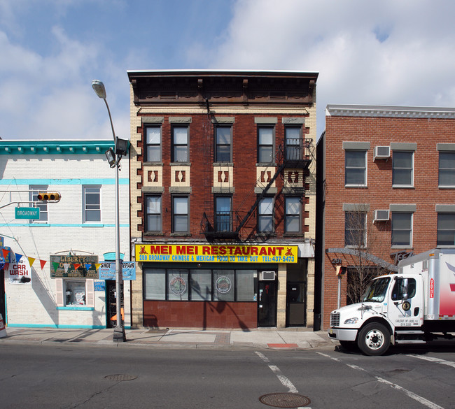 289 Broadway in Bayonne, NJ - Building Photo - Building Photo