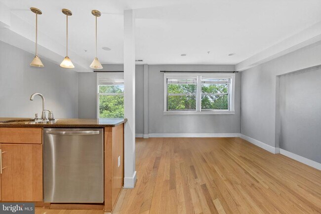 1524 Independence Ave SE in Washington, DC - Building Photo - Building Photo