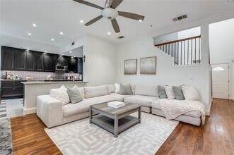 5709 Lewis St in Dallas, TX - Building Photo - Building Photo