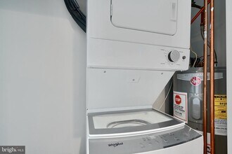 1729 Guilford Ave in Baltimore, MD - Building Photo - Building Photo