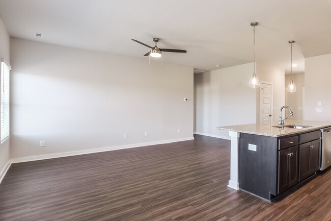 26130 Beech Grv Ln NW in Madison, AL - Foto de edificio - Building Photo