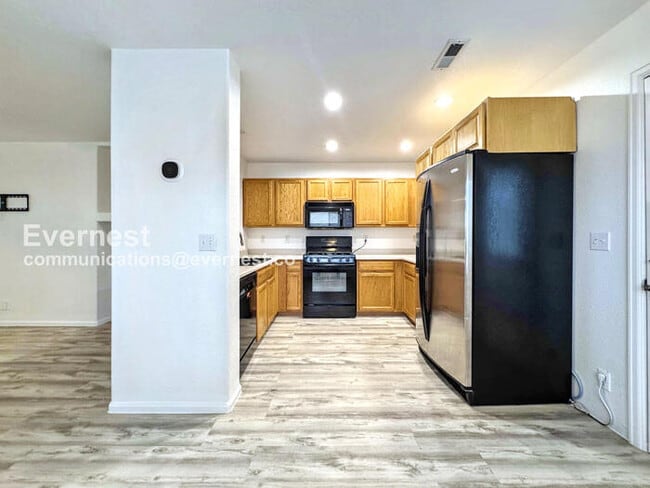 10700 Kimblewyck Cir in Northglenn, CO - Building Photo - Building Photo