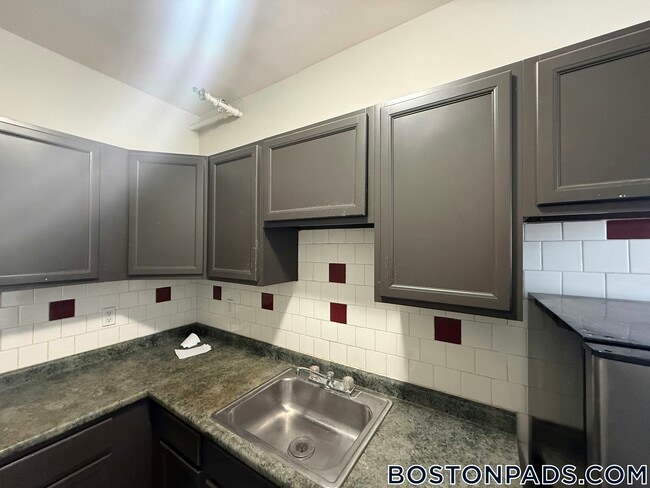 50 Franklin St, Unit 929