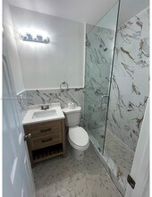 110 SW 64th Ct in Miami, FL - Building Photo - Building Photo