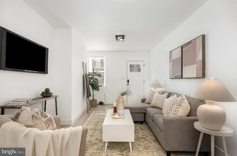 115 S Regester St in Baltimore, MD - Building Photo - Building Photo