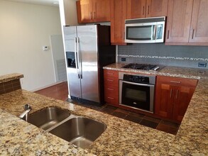 1515 Dock St in Tacoma, WA - Building Photo - Building Photo