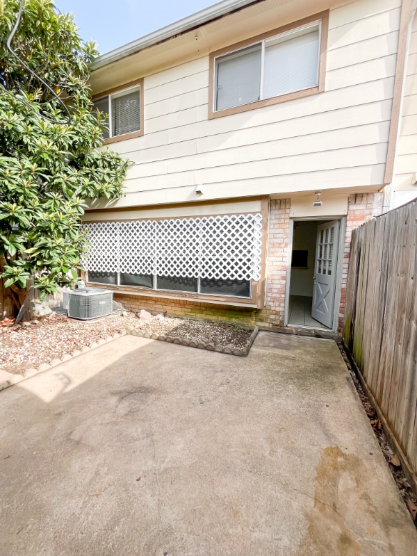 12933 High Star Dr in Houston, TX - Building Photo - Building Photo