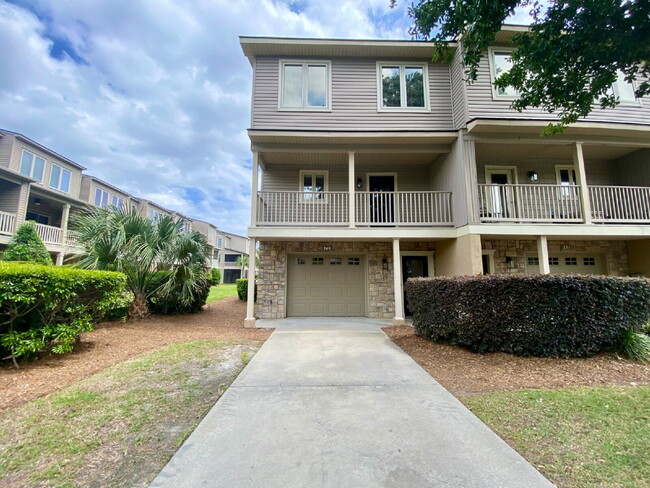 property at 269 Ceasar Pl