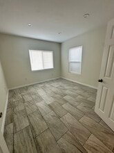 731 W 99th St in Los Angeles, CA - Building Photo - Building Photo