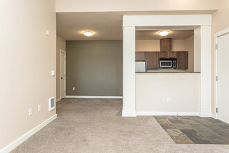 Echelon in Lakewood, WA - Building Photo - Interior Photo