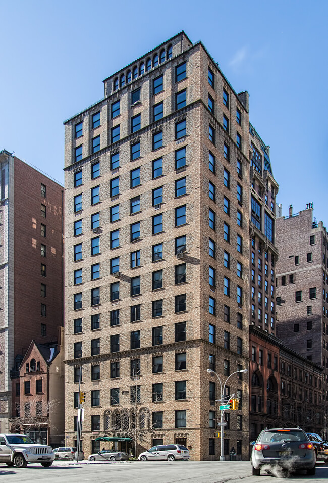 898 Park Ave in New York, NY - Building Photo - Building Photo