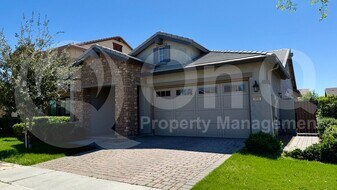 3951 E Pinto Dr in Gilbert, AZ - Building Photo