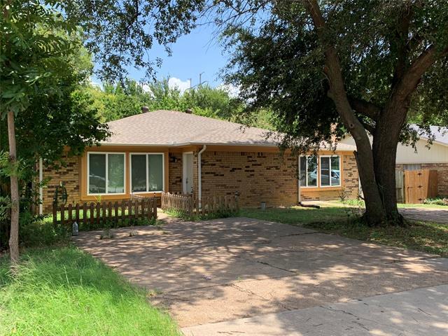 442 NW 23rd St in Grand Prairie, TX - Building Photo