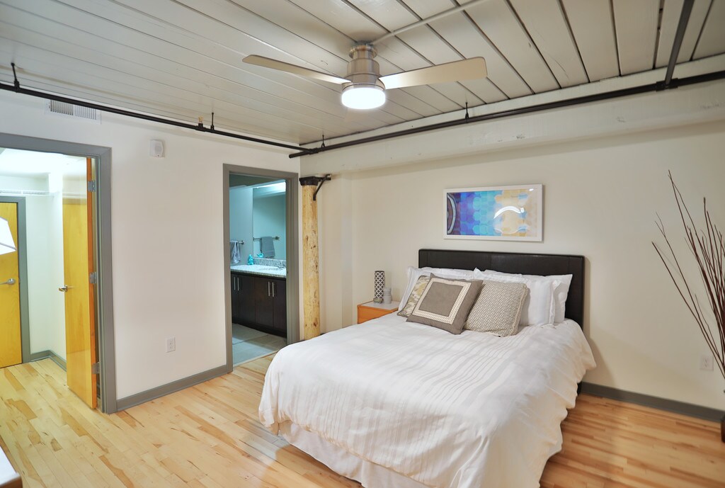 The Lofts at Hawthorne Mill Charlotte, NC Apartments