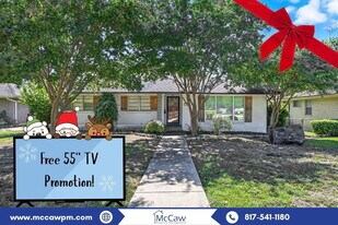 705 Scottsdale Dr in Richardson, TX - Building Photo