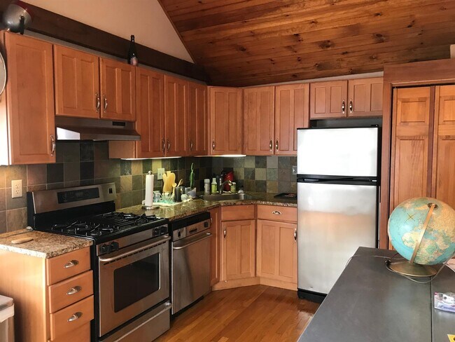 127 Amory St, Unit 3 in Cambridge, MA - Building Photo - Building Photo