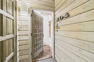 651 S Monarch St in Aspen, CO - Building Photo - Building Photo