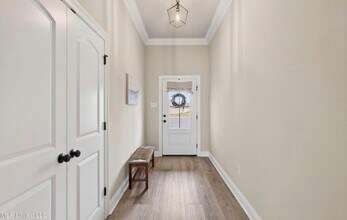 12004 Erik Ct in Ocean Springs, MS - Building Photo - Building Photo