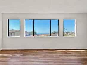 250 Avenida Montalvo in San Clemente, CA - Building Photo - Building Photo