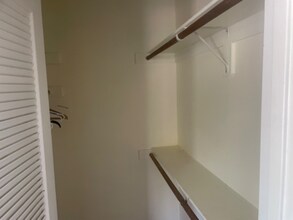 6681 Tara Ave in Las Vegas, NV - Building Photo - Building Photo