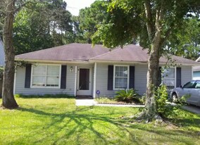 411 Mapmaker Ln in Savannah, GA - Building Photo
