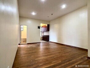240 W 104th St in New York, NY - Building Photo - Building Photo