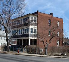 74 Beech St Apartments