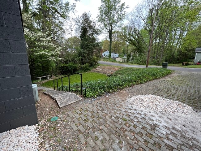 1308 Revere Rd in Winston-Salem, NC - Building Photo - Building Photo