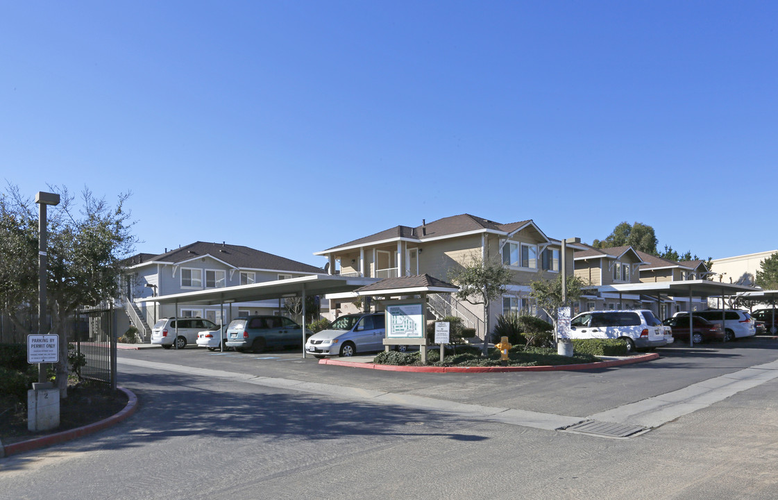 Harden Ranch Apartments in Salinas, CA - Building Photo