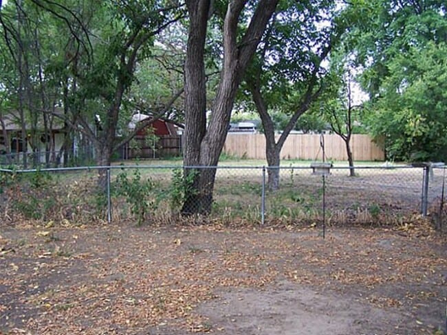 4114 Main St in Rowlett, TX - Building Photo - Building Photo