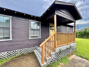 811 Adele St in Houston, TX - Building Photo - Building Photo