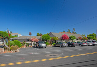 Bonny View Mobile Home Park in Los Gatos, CA - Building Photo - Building Photo