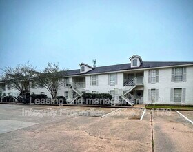 7324 Menlo Dr in Baton Rouge, LA - Building Photo - Building Photo