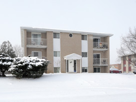 595 Silverbirch Rd Apartments