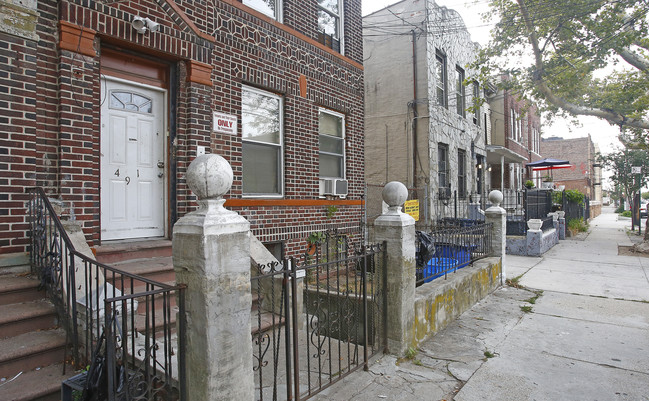 461 Atkins Ave in Brooklyn, NY - Building Photo - Building Photo