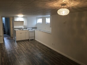 915 13th St, Unit D in Greeley, CO - Building Photo - Building Photo