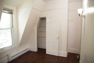 2711 Delaware St SE in Minneapolis, MN - Building Photo - Building Photo