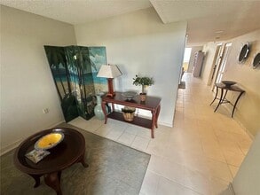 6035 Sea Ranch Dr, Unit 508 in Hudson, FL - Building Photo - Building Photo