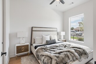 1090 Haysboro Ave in Nashville, TN - Foto de edificio - Building Photo