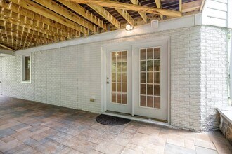 1010 Hotchkiss Ct in Fredericksburg, VA - Building Photo - Building Photo